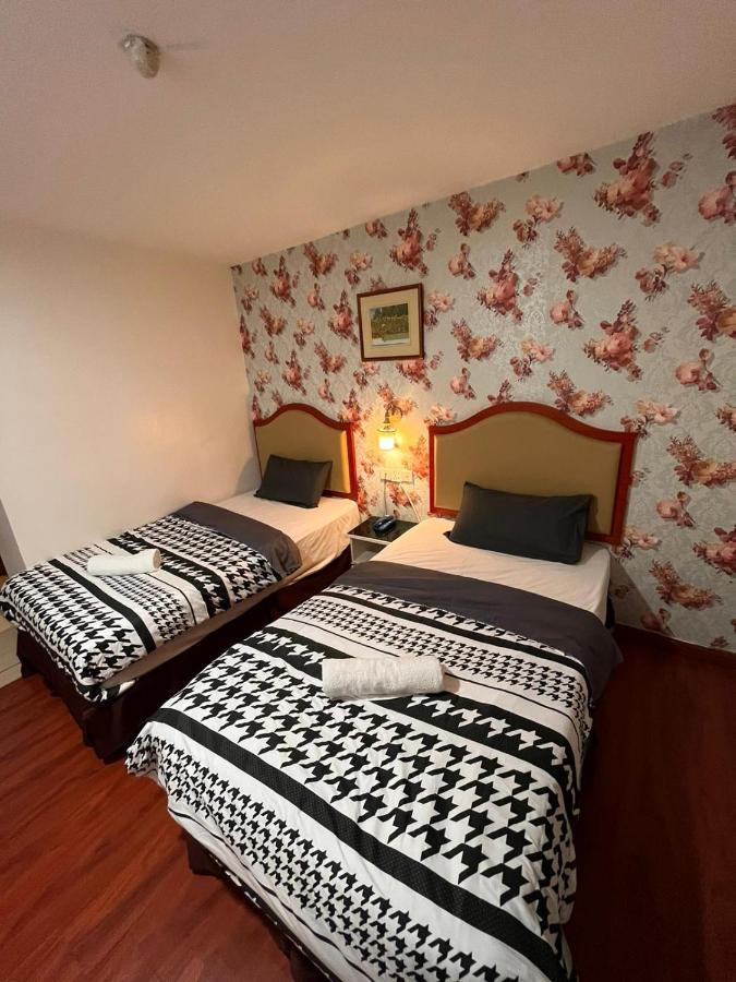 Mr Hotel Nusa Bestari 스쿠다이 외부 사진