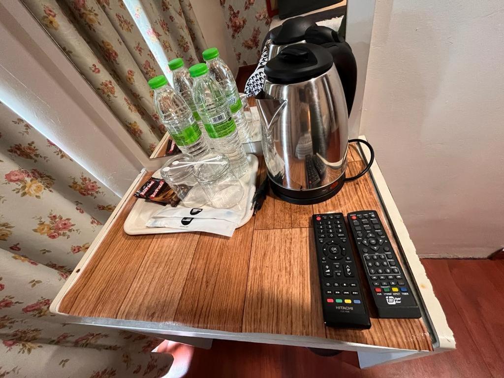 Mr Hotel Nusa Bestari 스쿠다이 외부 사진