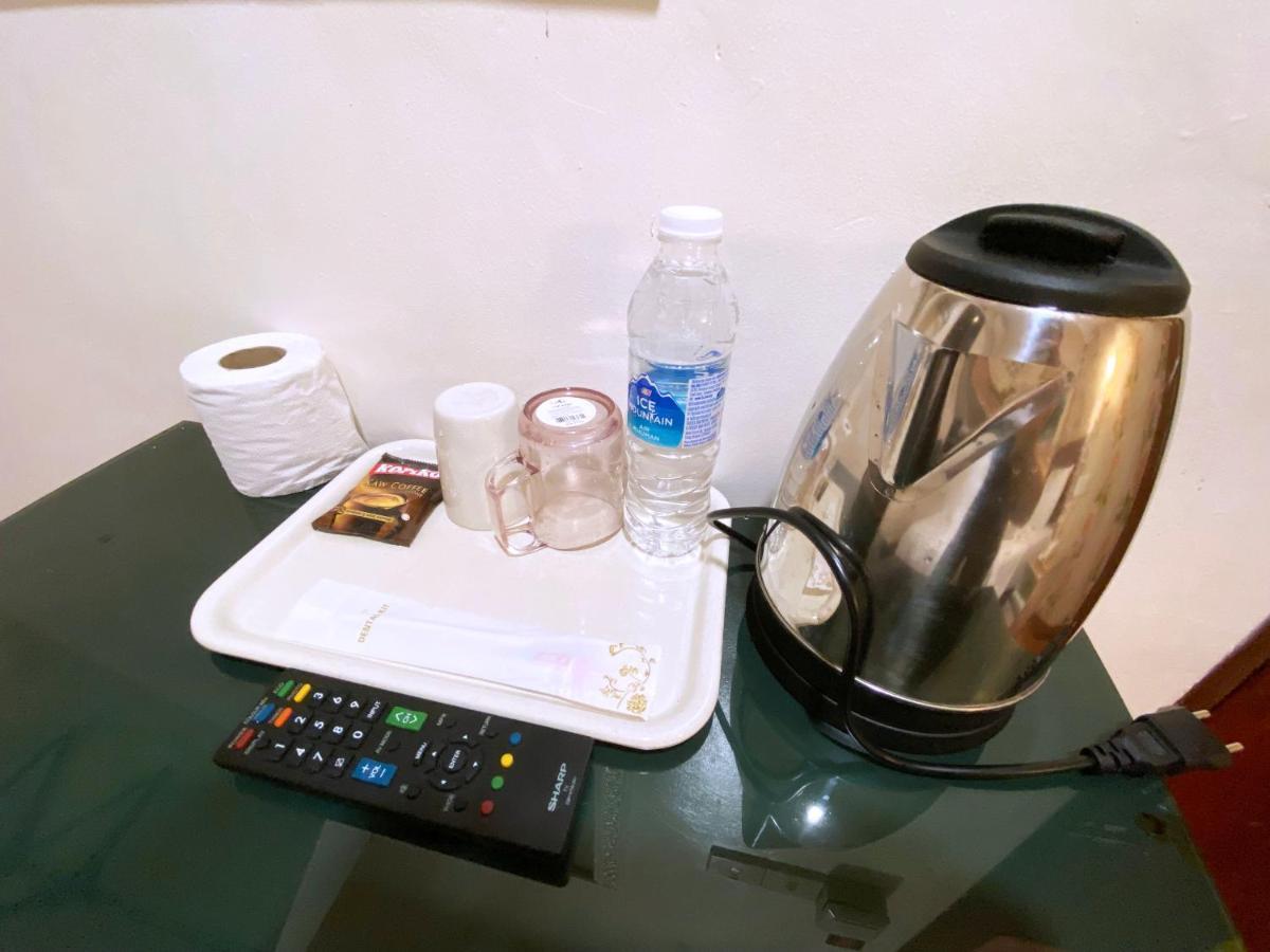 Mr Hotel Nusa Bestari 스쿠다이 외부 사진